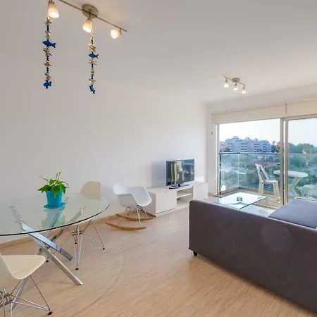 1 Bedroom Sea View *