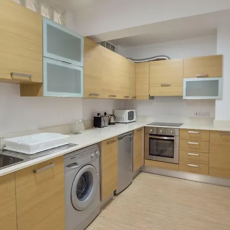 1 Bedroom Sea View Apartment