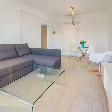 1 Bedroom Sea View Larnaca
